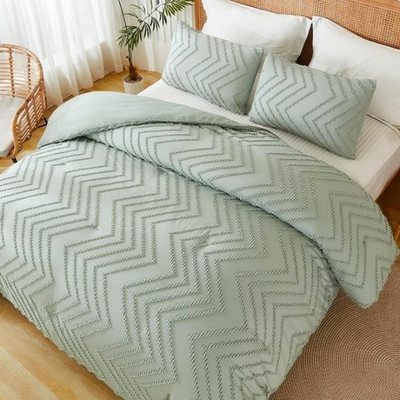 Tranquil Sage Green Chevron Textured Queen Size Bed Comforter Shams Bedding Set